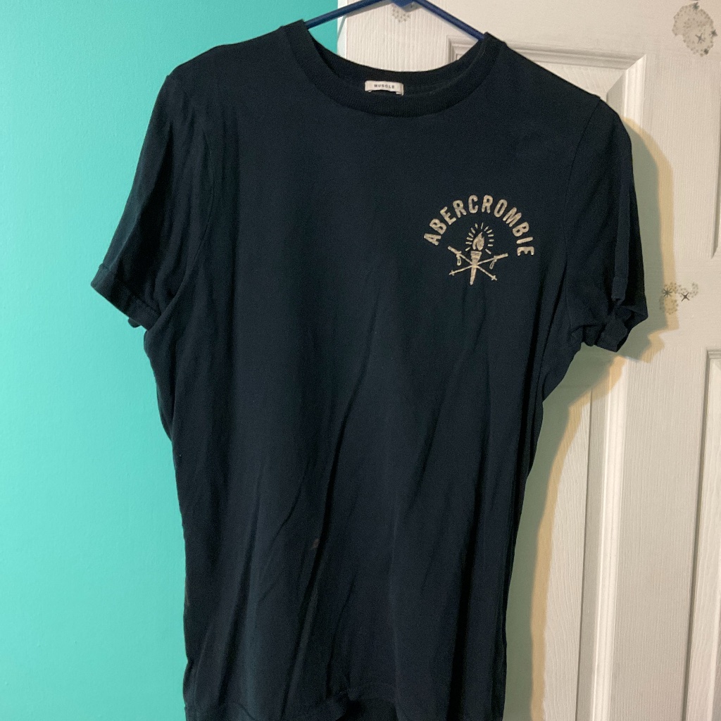 Abercrombie Navy Blue Large Tshirt Abercrombie Navy Blue Large Tshirt